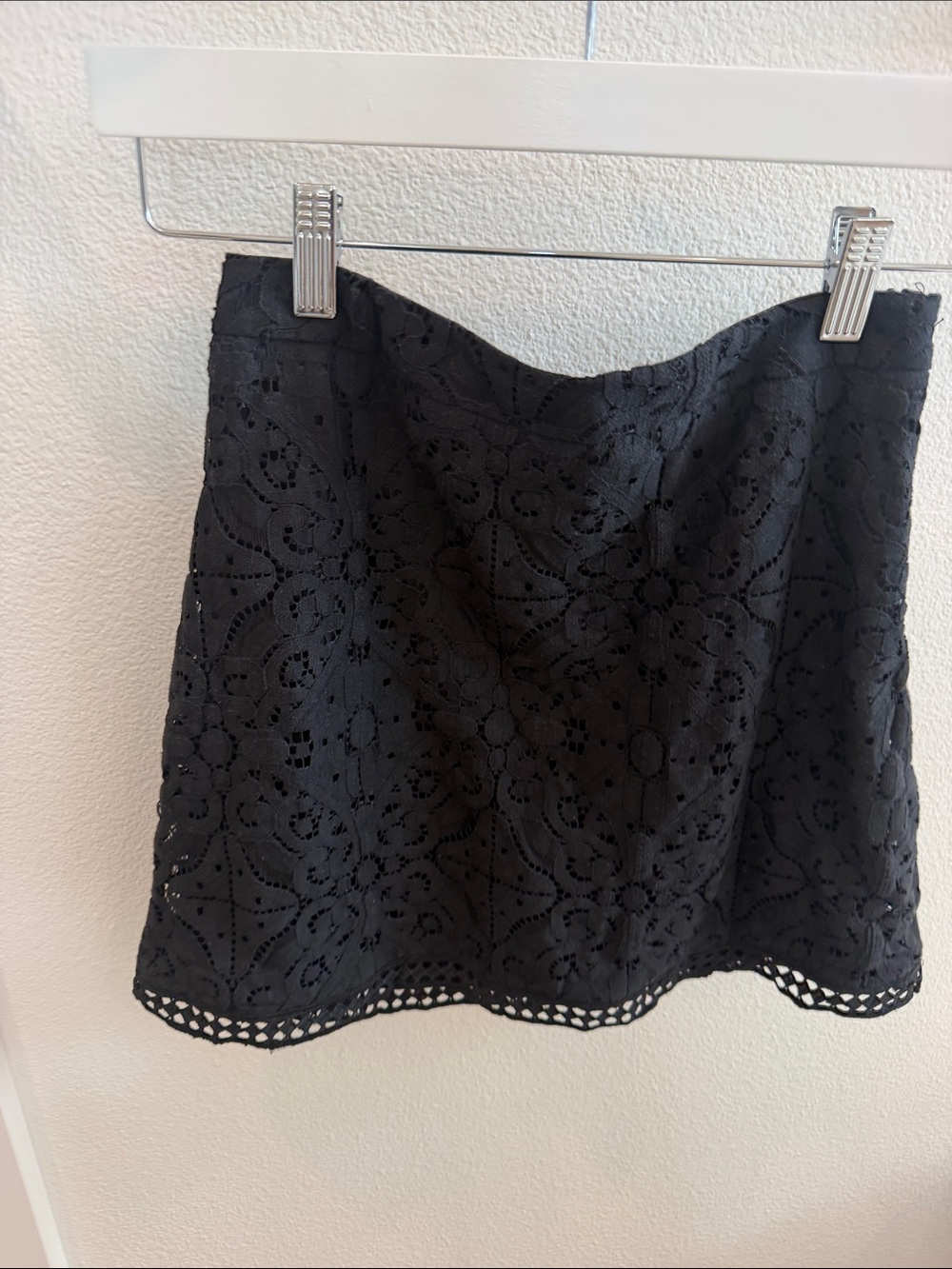 Forever 21 Black Floral Lace Mini Skirt